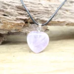 Necklace with heart pendant in light amethyst stone