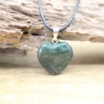 Necklace with heart pendant in Indian agate stone