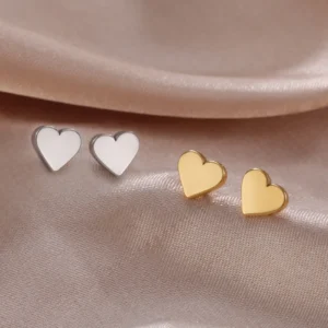 NINA heart stud earrings